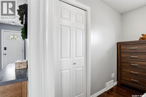 211 Ottawa Street, Regina, SK - Indoor Photo Showing Other Room