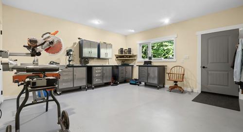 427 Bayles Road, Nakusp, BC - Indoor