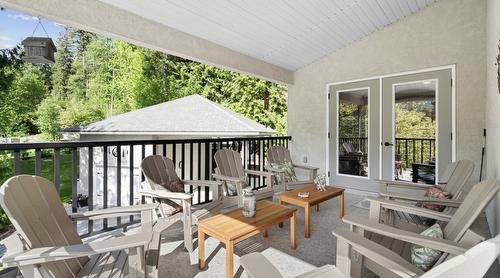427 Bayles Road, Nakusp, BC - Outdoor With Deck Patio Veranda