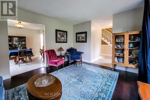 49 Ashwood Drive, Cambridge, ON - Indoor Photo Showing Living Room