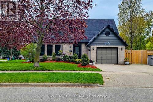 49 Ashwood Drive, Cambridge, ON - Outdoor
