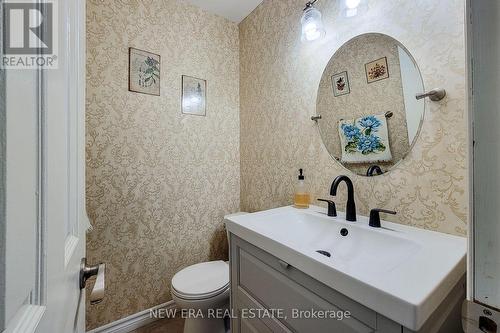 49 Ashwood Drive, Cambridge, ON - Indoor Photo Showing Bathroom