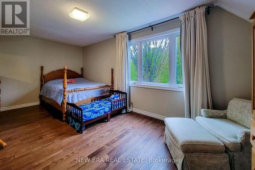 49 Ashwood Drive, Cambridge, ON - Indoor Photo Showing Bedroom