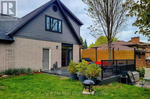 49 Ashwood Drive, Cambridge, ON - Outdoor With Exterior