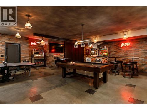 Garage/Games Room/Man Cave - 228 Caliburn Court, Kelowna, BC - Indoor