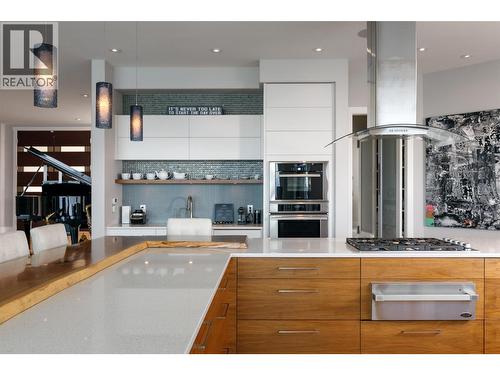 Wet Coffee Bar and Dishwasher - 228 Caliburn Court, Kelowna, BC - Indoor Photo Showing Kitchen