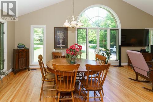 1020 Amelia Crescent, Gravenhurst (Morrison), ON - Indoor Photo Showing Dining Room