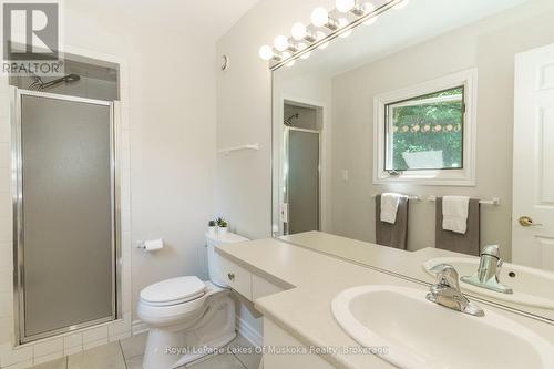 1020 Amelia Crescent, Gravenhurst (Morrison), ON - Indoor Photo Showing Bathroom