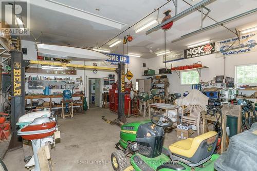 1020 Amelia Crescent, Gravenhurst (Morrison), ON - Indoor Photo Showing Garage