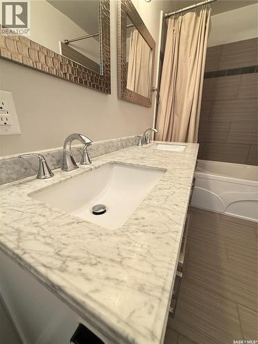 33 Mcculloch Street, Fillmore, SK - Indoor Photo Showing Bathroom