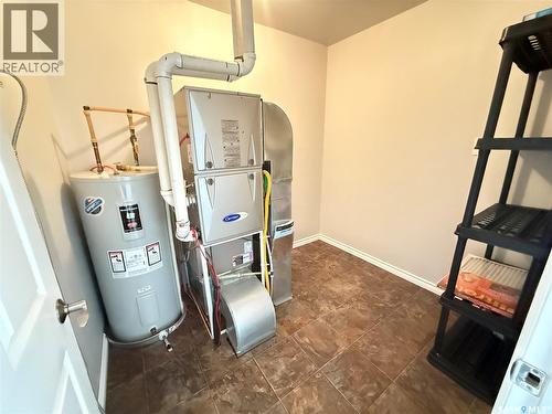 33 Mcculloch Street, Fillmore, SK - Indoor
