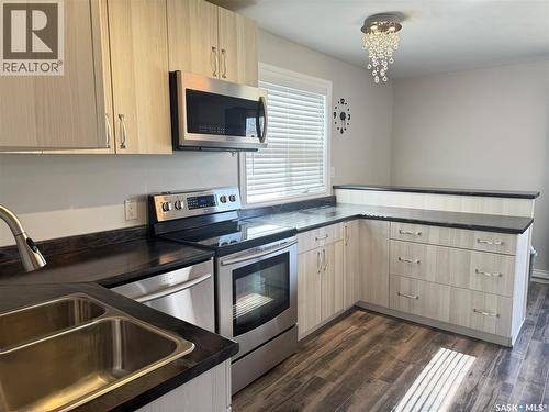 33 Mcculloch Street, Fillmore, SK - Indoor Photo Showing Kitchen With Double Sink