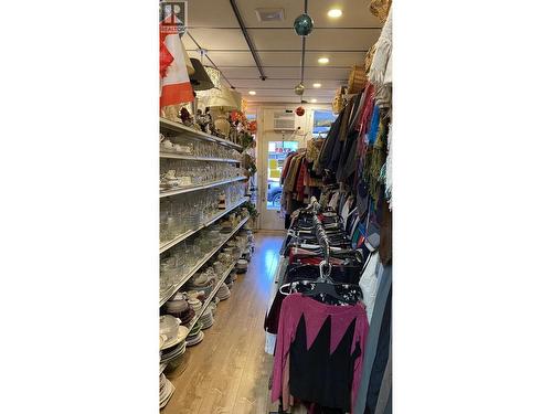 5762 Victoria Drive, Vancouver, BC 
