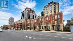 623 - 900 MOUNT PLEASANT ROAD Toronto, ON M4P 3J9