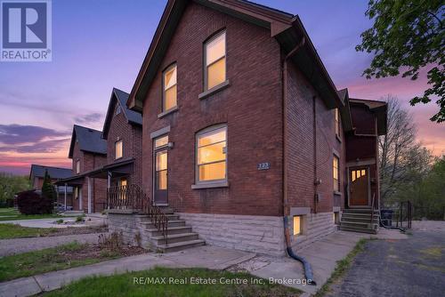 123 ELIZABETH STREET  Guelph (St. Patrick's Ward), ON N1E 2X4