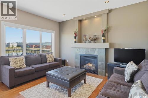231 Willowgrove Boulevard, Saskatoon, SK - Indoor Photo Showing Living Room With Fireplace