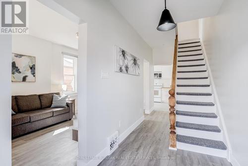 131 Park Row N, Hamilton, ON - Indoor Photo Showing Other Room