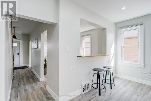 131 Park Row N, Hamilton, ON - Indoor Photo Showing Other Room