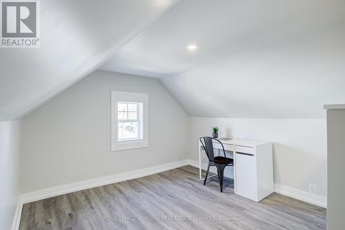 131 Park Row N, Hamilton, ON - Indoor Photo Showing Other Room