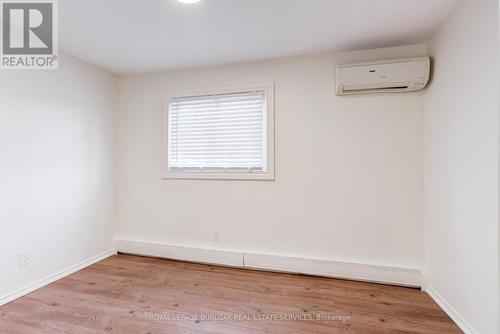 131 Park Row N, Hamilton, ON - Indoor Photo Showing Other Room