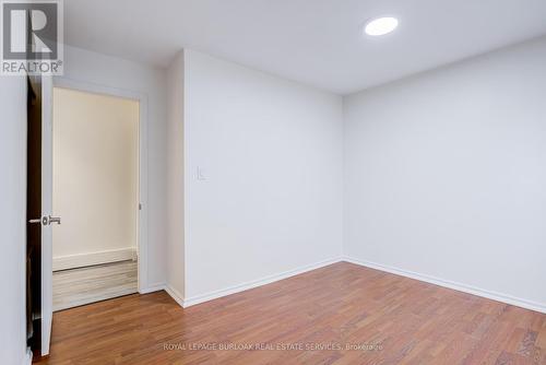 131 Park Row N, Hamilton, ON - Indoor Photo Showing Other Room