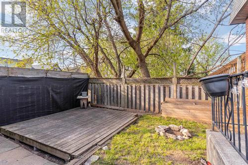 131 Park Row N, Hamilton, ON - Outdoor With Exterior