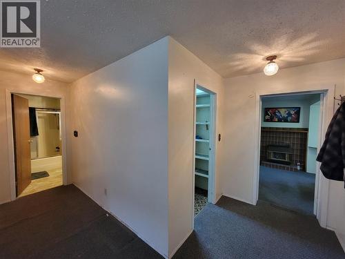 981 Scott Avenue, Hedley, BC - Indoor Photo Showing Other Room