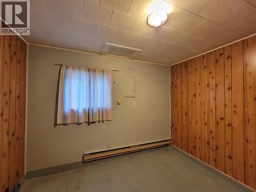 981 Scott Avenue, Hedley, BC - Indoor Photo Showing Other Room
