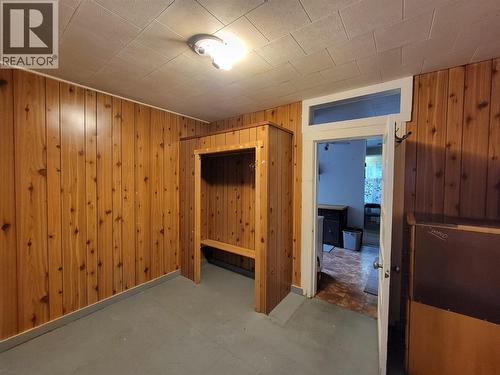 981 Scott Avenue, Hedley, BC - Indoor Photo Showing Other Room