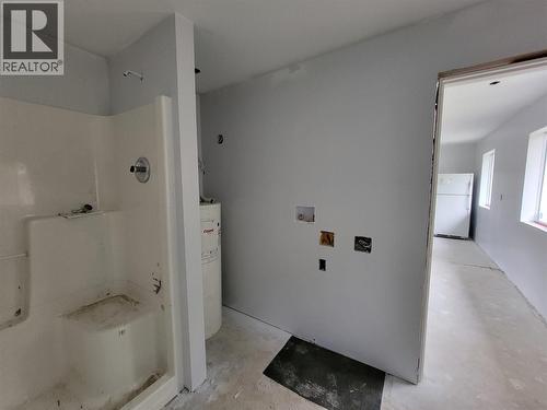 981 Scott Avenue, Hedley, BC - Indoor