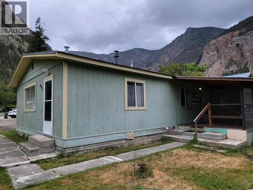 981 Scott Avenue, Hedley, BC - Outdoor