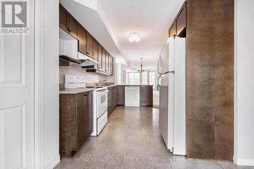 888 Longfields Drive, Ottawa, ON - Indoor Photo Showing Kitchen