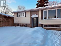 UPPER - 38 BERNICK DRIVE Barrie, ON L4M 2V5