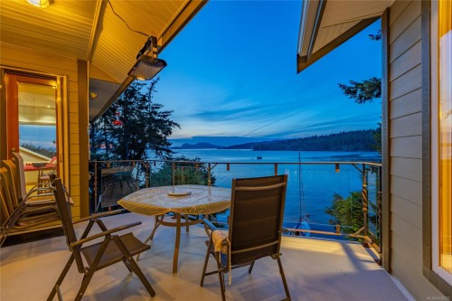 1602 Chart Dr, Pender Island, BC 