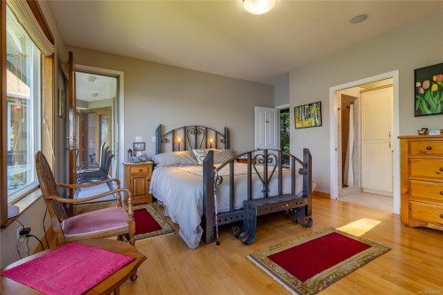 1602 Chart Dr, Pender Island, BC 