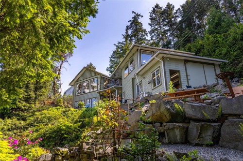 1602 Chart Dr, Pender Island, BC 