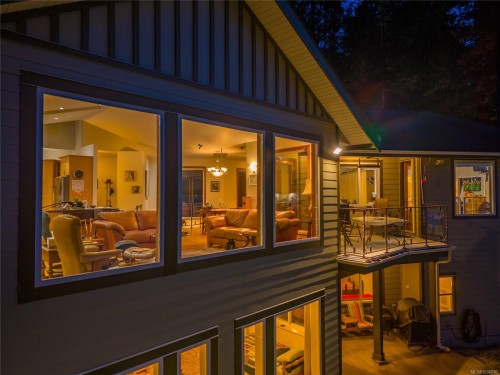 1602 Chart Dr, Pender Island, BC 