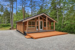 675 Little Blvd Gabriola Island, BC V0R 1X3
