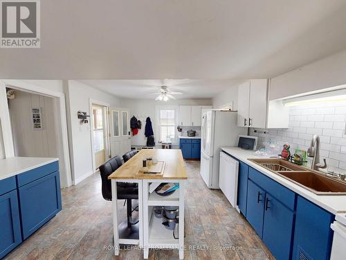 83 College Street, Deseronto (Deseronto (Town)), ON - Indoor Photo Showing Kitchen With Double Sink