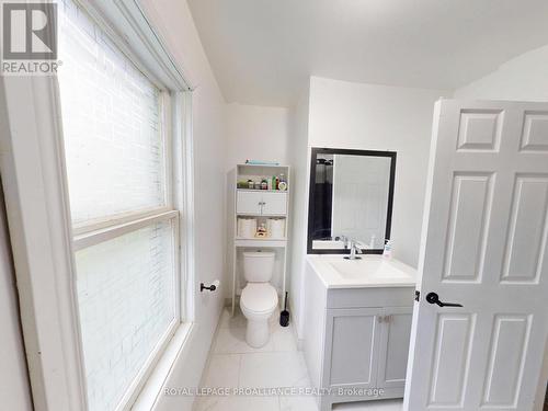 83 College Street, Deseronto (Deseronto (Town)), ON - Indoor Photo Showing Bathroom