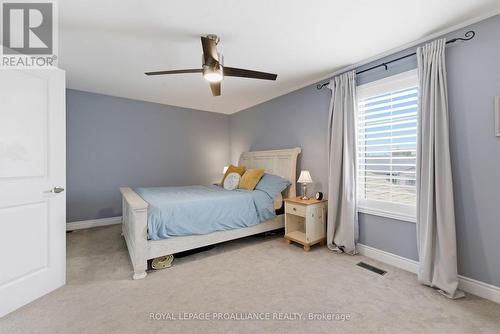 18 Rabbit Road, Brighton, ON - Indoor Photo Showing Bedroom