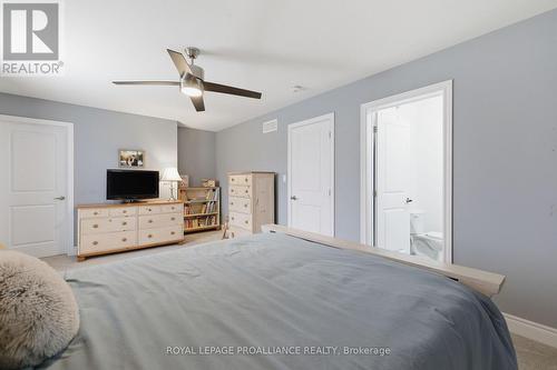 18 Rabbit Road, Brighton, ON - Indoor Photo Showing Bedroom