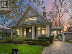 20 SHAKESPEARE Avenue Niagara-On-The-Lake, ON L0S 1J0