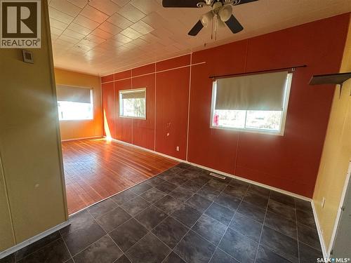 106 2Nd Avenue Se, Norquay, SK - Indoor Photo Showing Other Room