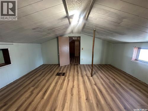 106 2Nd Avenue Se, Norquay, SK - Indoor Photo Showing Other Room