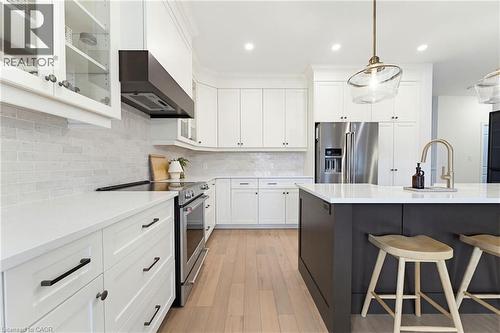 24 Gilmer Crescent, Listowel, ON - Indoor Photo Showing Kitchen With Upgraded Kitchen