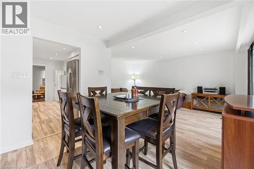 712 Auburn Crescent, Burlington, ON - Indoor Photo Showing Dining Room