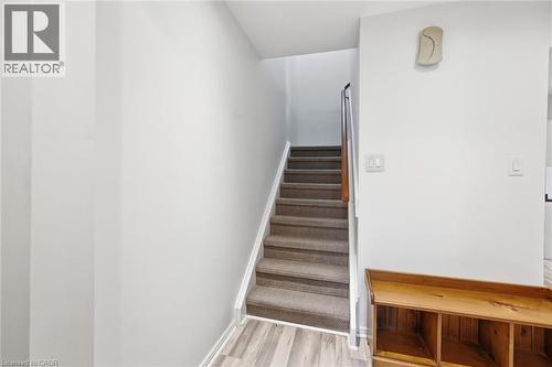 712 Auburn Crescent, Burlington, ON - Indoor Photo Showing Other Room