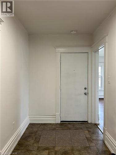 3 Balmoral Avenue S Unit# 2, Hamilton, ON - Indoor Photo Showing Other Room