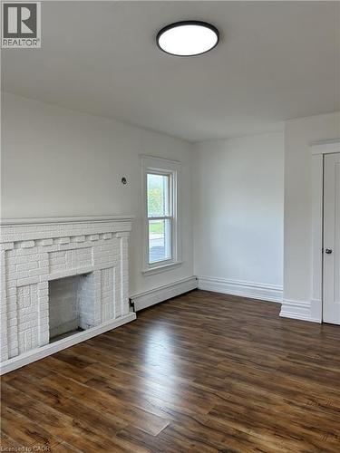 3 Balmoral Avenue S Unit# 2, Hamilton, ON - Indoor With Fireplace